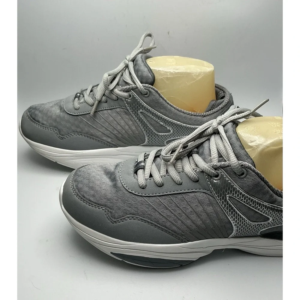 Cheeks Fit Body Women's Grey Energy Pad Sneakers Size 7.5